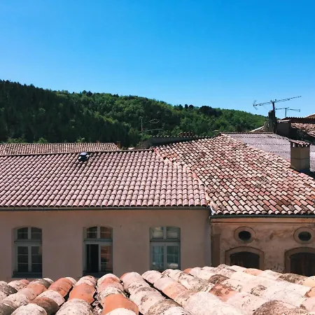 Le 