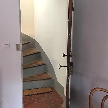 Le M Maison D Hôtes Alojamento de Acomodação e Pequeno-almoço Riez