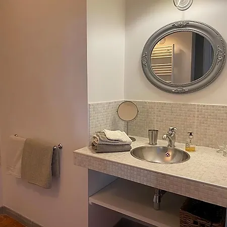 Alojamento de Acomodação e Pequeno-almoço Le M Maison D Hôtes Riez